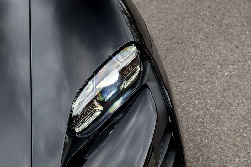 Porsche Taycan Performance Plus 93.4kWh Turbo S Sport Turismo