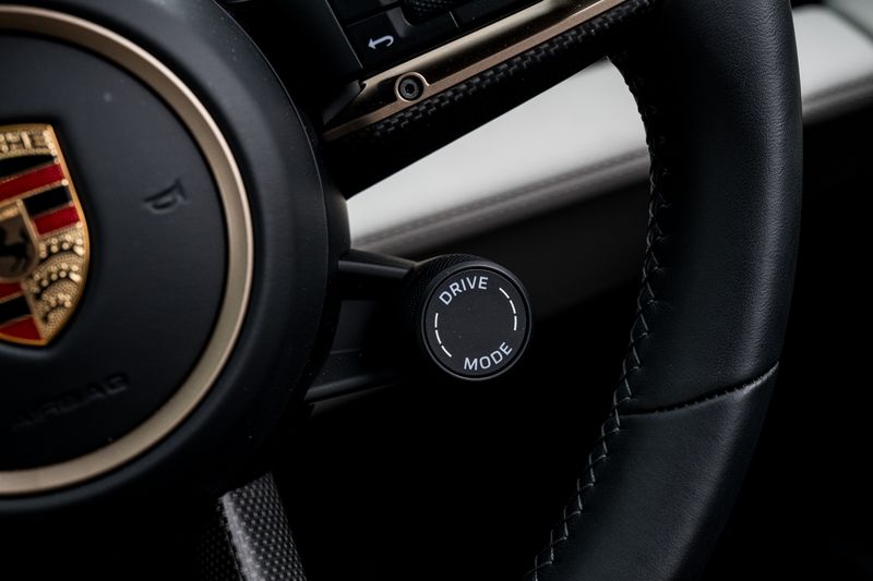 Porsche Taycan Performance Plus 93.4kWh Turbo S Sport Turismo