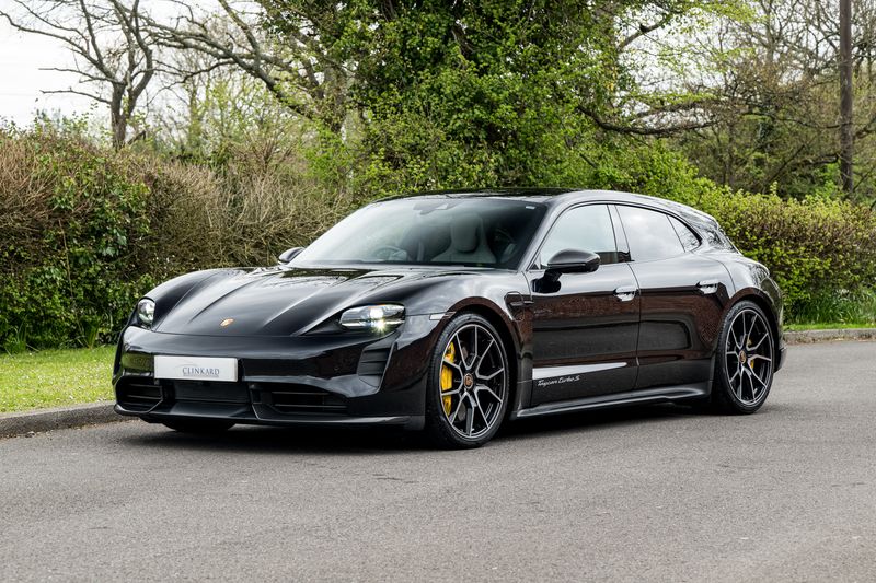 Porsche Taycan Performance Plus 93.4kWh Turbo S Sport Turismo