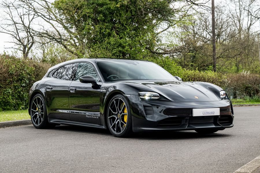 Porsche Taycan Performance Plus 93.4kWh Turbo S Sport Turismo