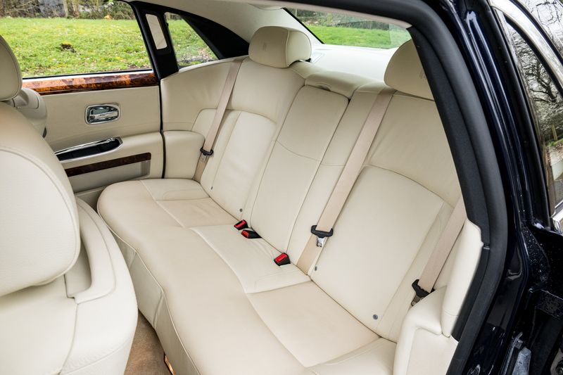 Rolls-Royce Ghost 6.6 V12 Saloon