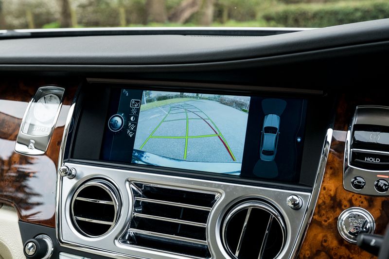 Rolls-Royce Ghost 6.6 V12 Saloon