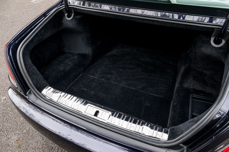 Rolls-Royce Ghost 6.6 V12 Saloon