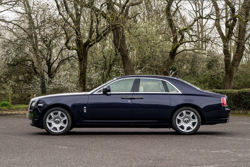 Rolls-Royce Ghost 6.6 V12 Saloon