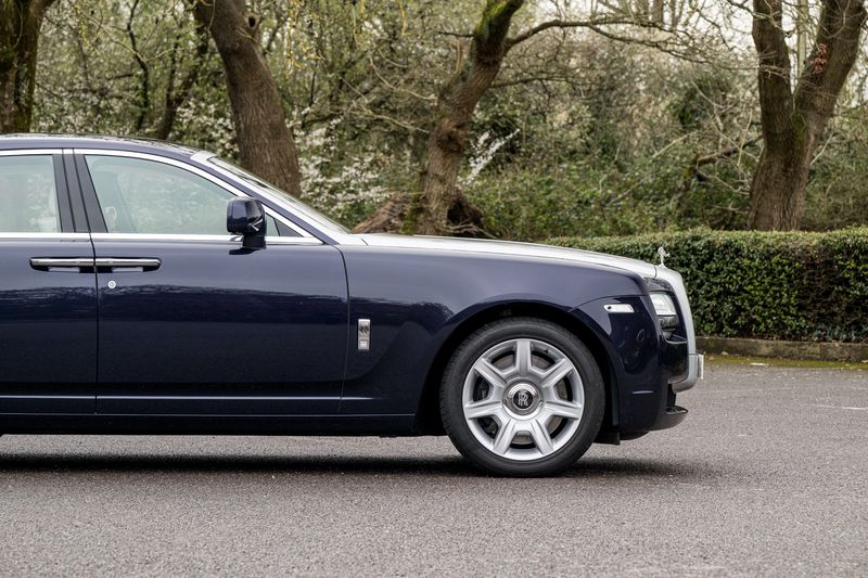 Rolls-Royce Ghost 6.6 V12 Saloon