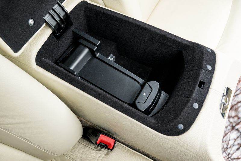 Rolls-Royce Ghost 6.6 V12 Saloon