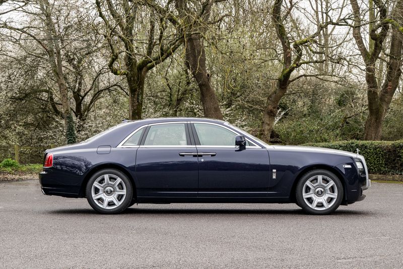 Rolls-Royce Ghost 6.6 V12 Saloon
