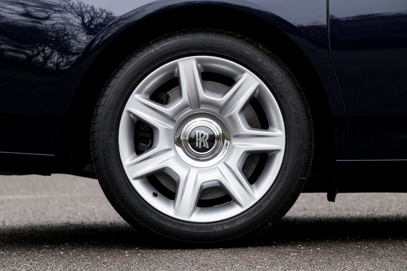 Rolls-Royce Ghost 6.6 V12 Saloon