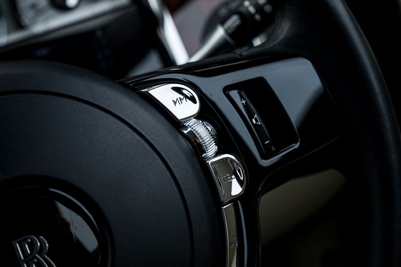 Rolls-Royce Ghost 6.6 V12 Saloon