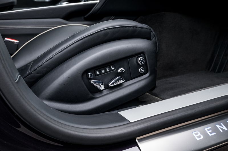 Bentley Flying Spur 4.0 V8 Auto 4WD