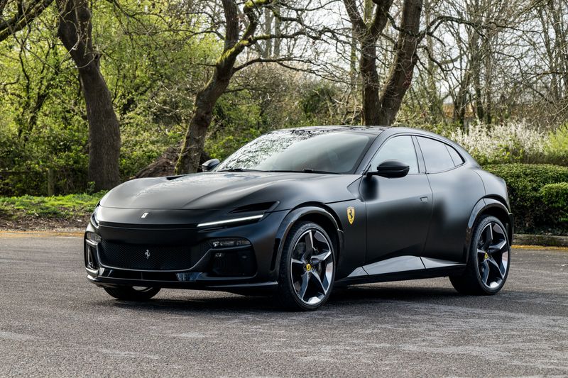 Ferrari Purosangue 6.5 V12 SUV F1 DCT 4WD