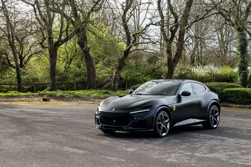 Ferrari Purosangue 6.5 V12 SUV F1 DCT 4WD
