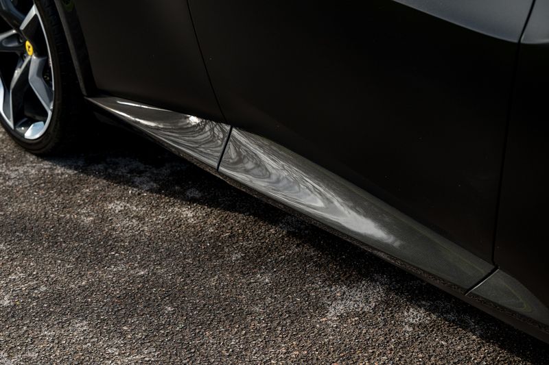 Ferrari Purosangue 6.5 V12 SUV F1 DCT 4WD