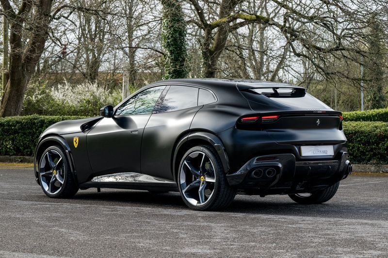 Ferrari Purosangue 6.5 V12 SUV F1 DCT 4WD