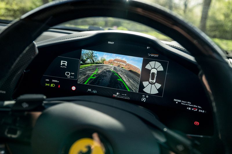 Ferrari Purosangue 6.5 V12 SUV F1 DCT 4WD