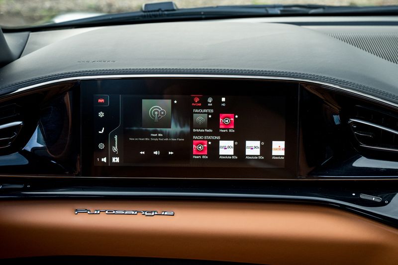 Ferrari Purosangue 6.5 V12 SUV F1 DCT 4WD