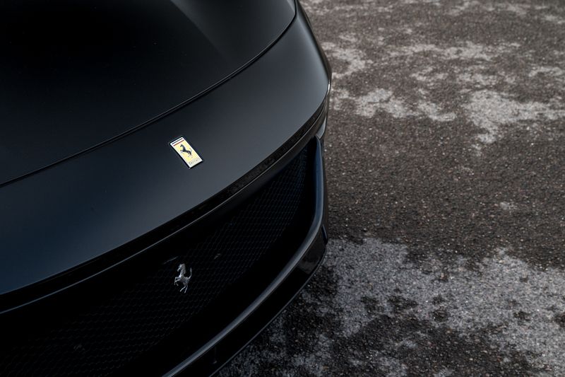 Ferrari Purosangue 6.5 V12 SUV F1 DCT 4WD