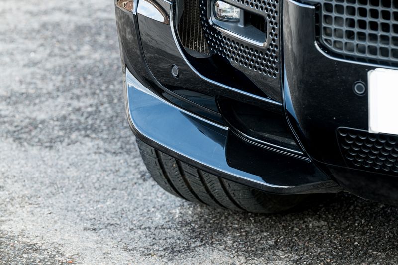 Land Rover Defender 90 5.0 P525 V8 SUV 3dr