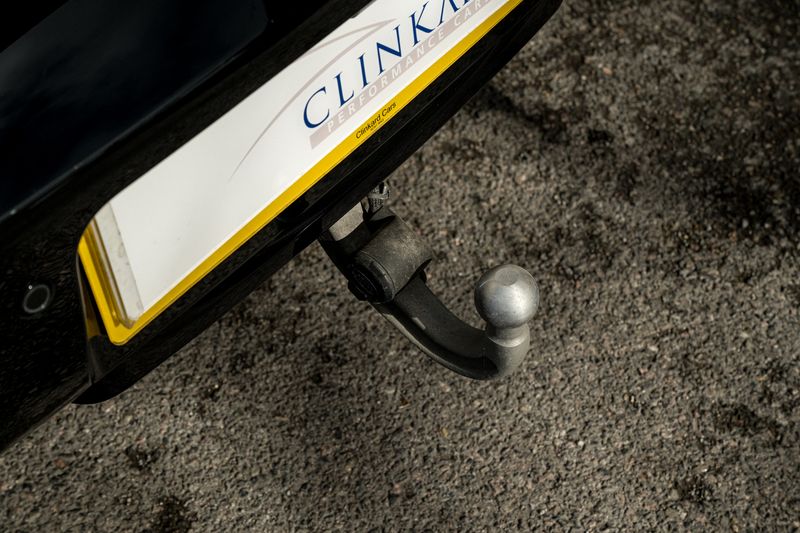 Land Rover Defender 90 5.0 P525 V8 SUV 3dr