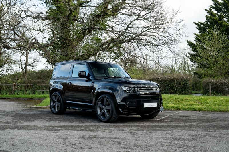 Land Rover Defender 90 5.0 P525 V8 SUV 3dr