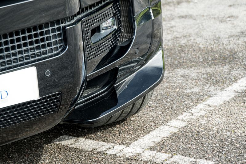 Land Rover Defender 90 5.0 P525 V8 SUV 3dr