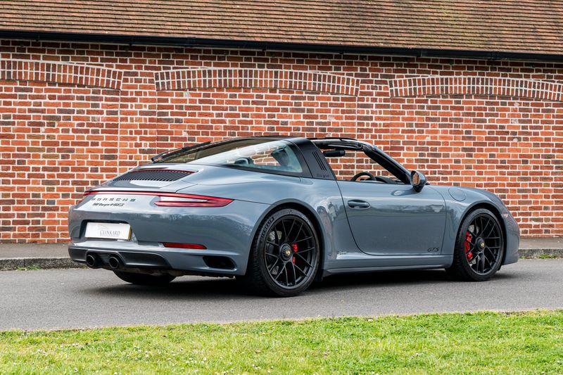 Porsche 911 (991) 4 GTS Targa PDK 4WD