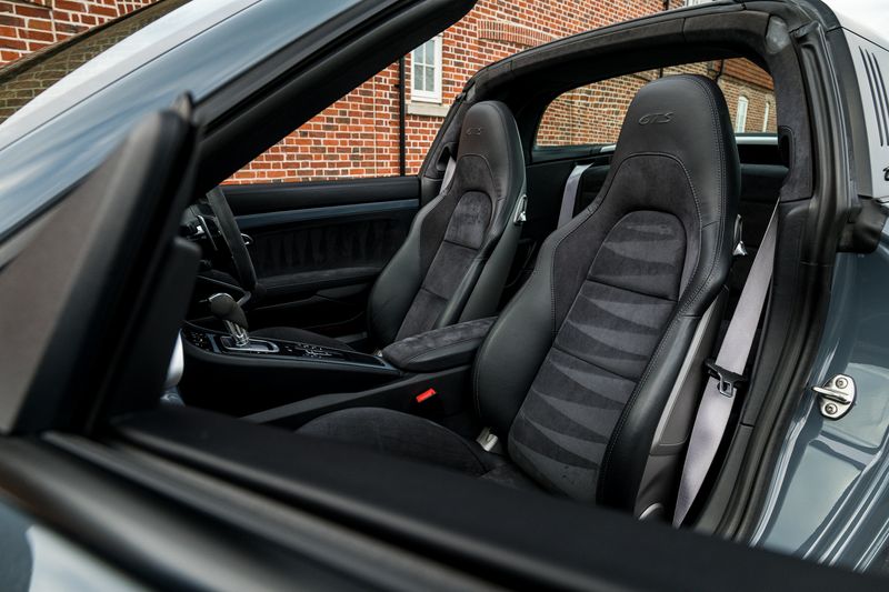 Porsche 911 (991) 4 GTS Targa PDK 4WD