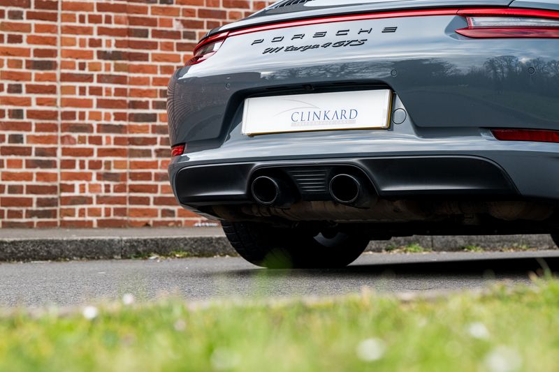 Porsche 911 (991) 4 GTS Targa PDK 4WD