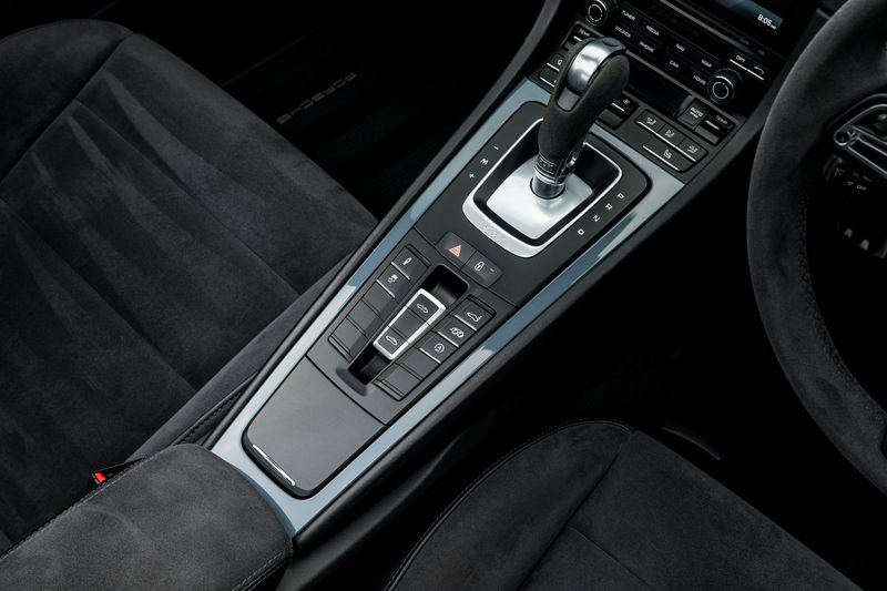 Porsche 911 (991) 4 GTS Targa PDK 4WD