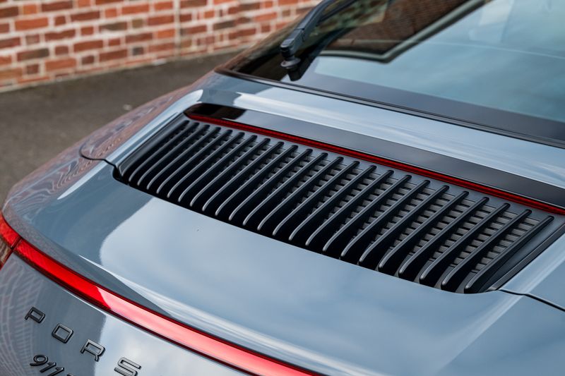 Porsche 911 (991) 4 GTS Targa PDK 4WD