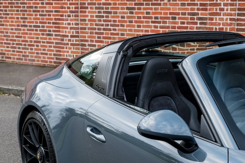 Porsche 911 (991) 4 GTS Targa PDK 4WD