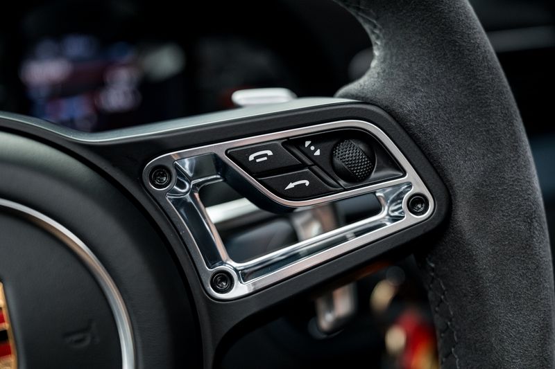 Porsche 911 (991) 4 GTS Targa PDK 4WD