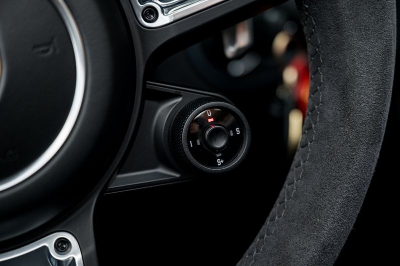 Porsche 911 (991) 4 GTS Targa PDK 4WD