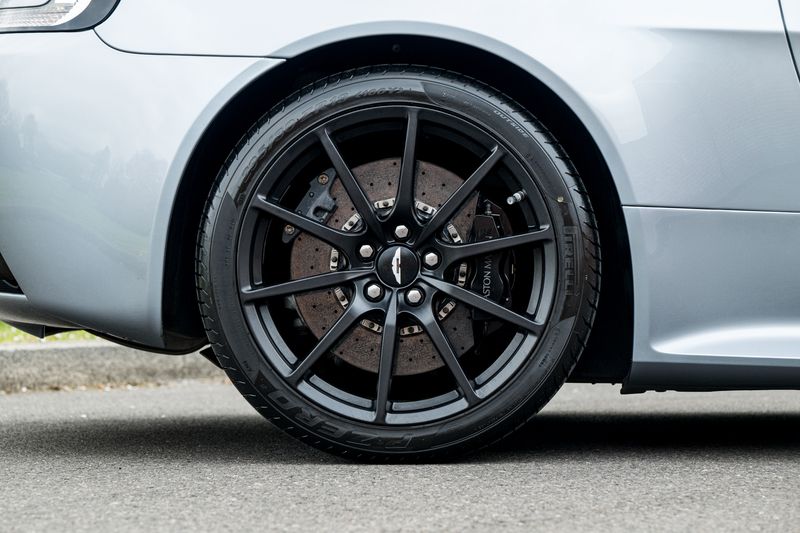 Aston Martin 6.0 V12 Vantage S Roadster Sportshift