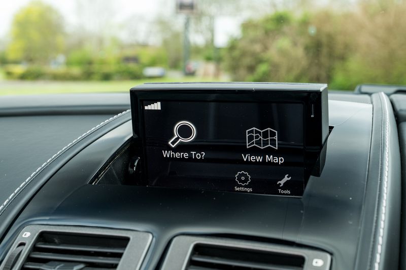 Aston Martin 6.0 V12 Vantage S Roadster Sportshift