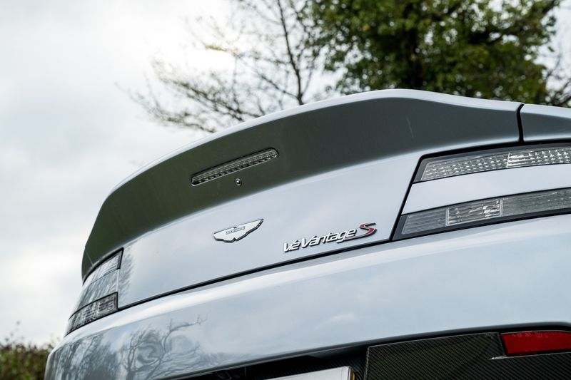 Aston Martin 6.0 V12 Vantage S Roadster Sportshift