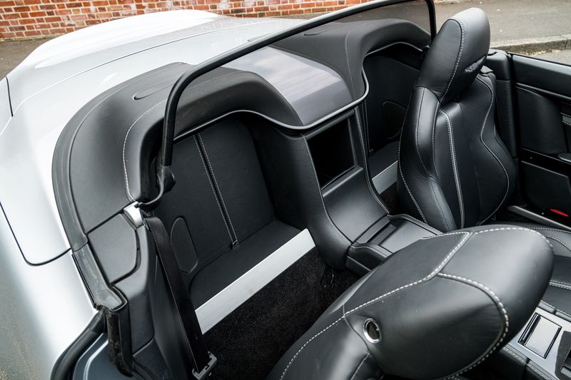 Aston Martin 6.0 V12 Vantage S Roadster Sportshift