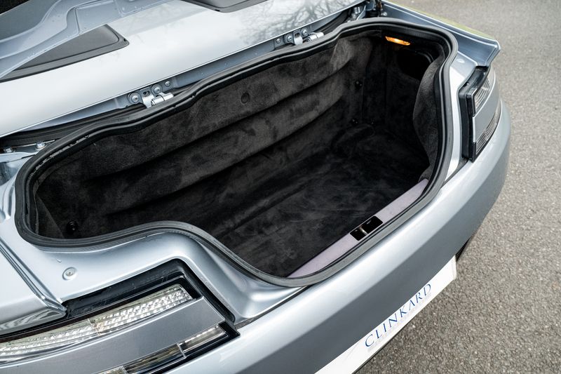 Aston Martin 6.0 V12 Vantage S Roadster Sportshift