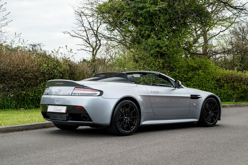Aston Martin 6.0 V12 Vantage S Roadster Sportshift