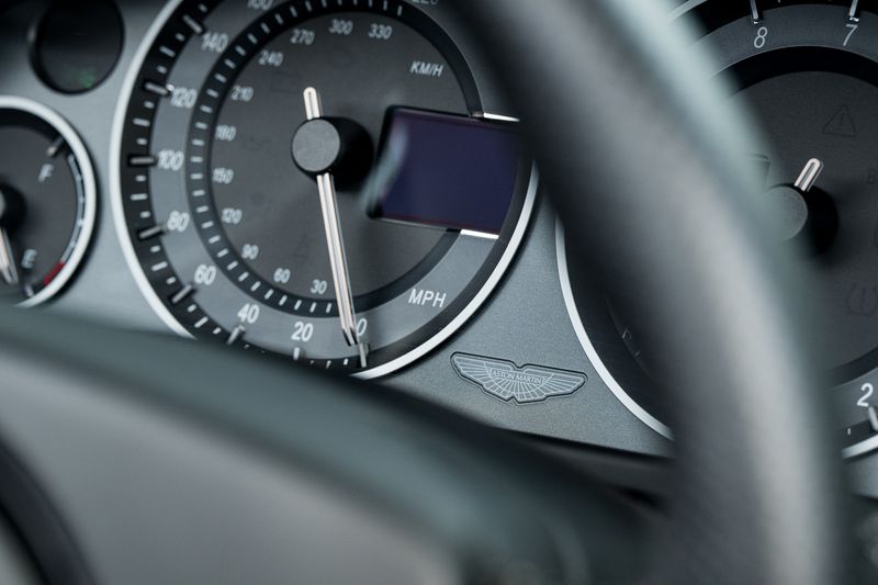 Aston Martin 6.0 V12 Vantage S Roadster Sportshift