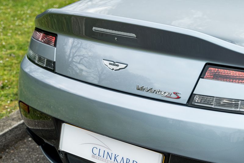 Aston Martin 6.0 V12 Vantage S Roadster Sportshift