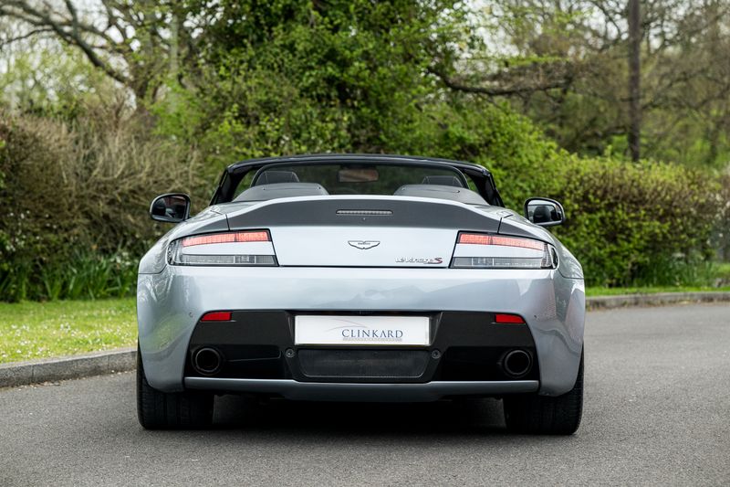 Aston Martin 6.0 V12 Vantage S Roadster Sportshift
