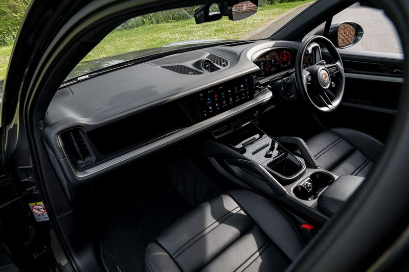 Porsche Cayenne 4.0T V8 S SUV Petrol Tiptronic S 4WD