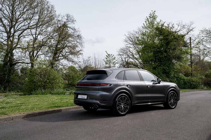 Porsche Cayenne 4.0T V8 S SUV Petrol Tiptronic S 4WD