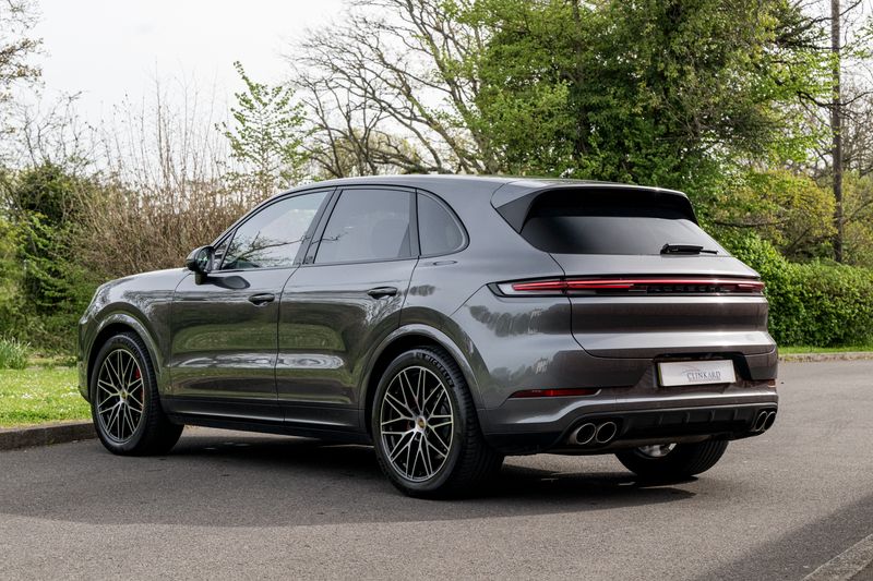 Porsche Cayenne 4.0T V8 S SUV Petrol Tiptronic S 4WD