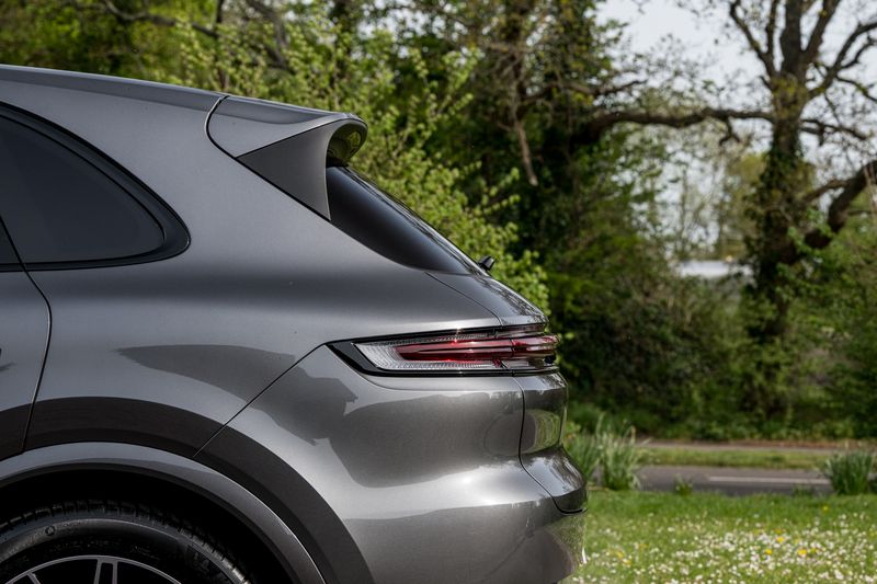 Porsche Cayenne 4.0T V8 S SUV Petrol Tiptronic S 4WD