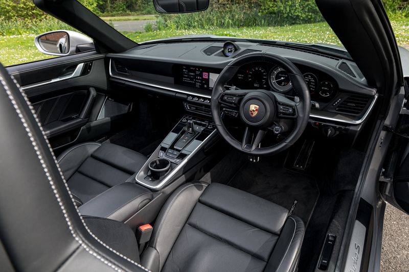 Porsche 911 (992) Turbo S Cabriolet PDK