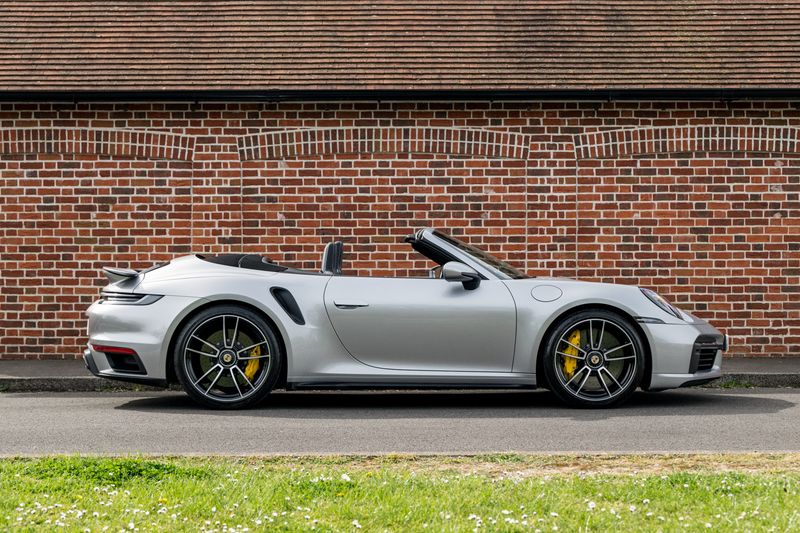 Porsche 911 (992) Turbo S Cabriolet PDK