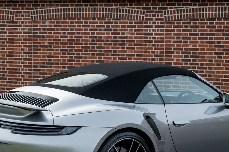 Porsche 911 (992) Turbo S Cabriolet PDK