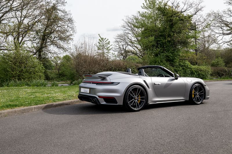 Porsche 911 (992) Turbo S Cabriolet PDK
